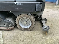 2023 kärcher b250r zelfrijdende veegmachine - afbeelding 4 van  35