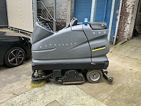 2023 kärcher b250r zelfrijdende veegmachine - afbeelding 12 van  35