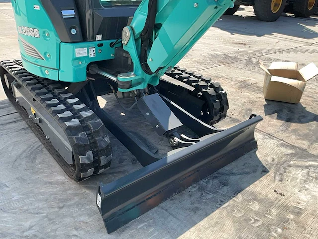 2023 kobelco sk25sr-6e minigraafmachine - afbeelding 14 van  31