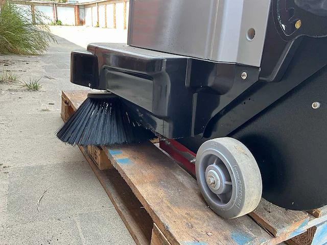 2023 kremer sweeper krs30 veegmachine - afbeelding 7 van  8