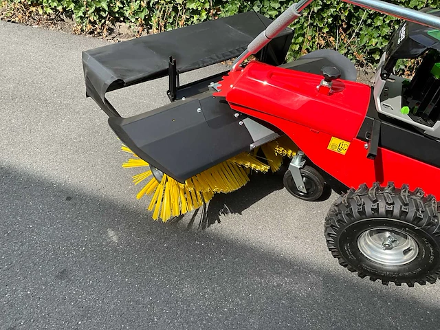 2023 meclean frontsweep pro 82-b straatveegmachine - afbeelding 3 van  14