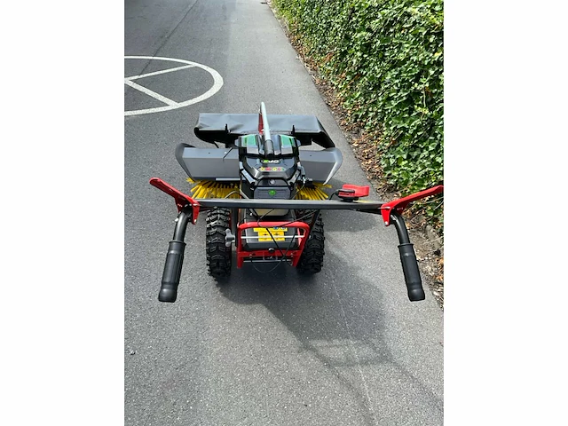 2023 meclean frontsweep pro 82-b straatveegmachine - afbeelding 9 van  14