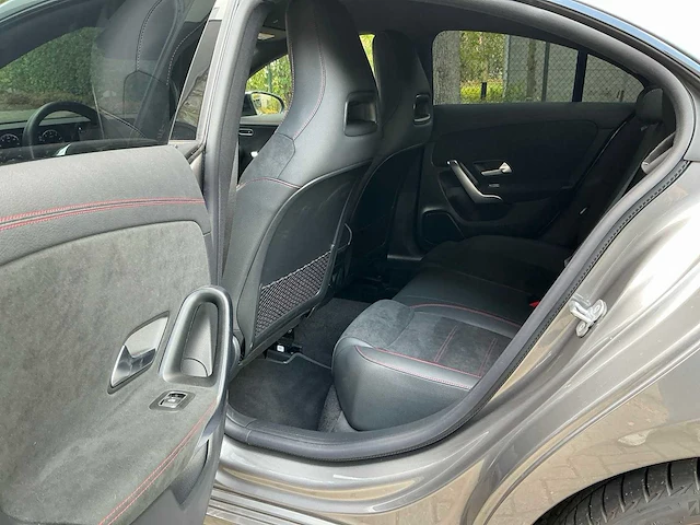 2023 mercedes-benz cla180 personenauto - afbeelding 11 van  31