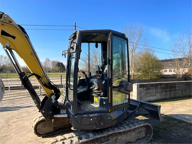 2023 new holland e 60 d rupsgraafmachines *384,5 draaiuren* - afbeelding 15 van  52