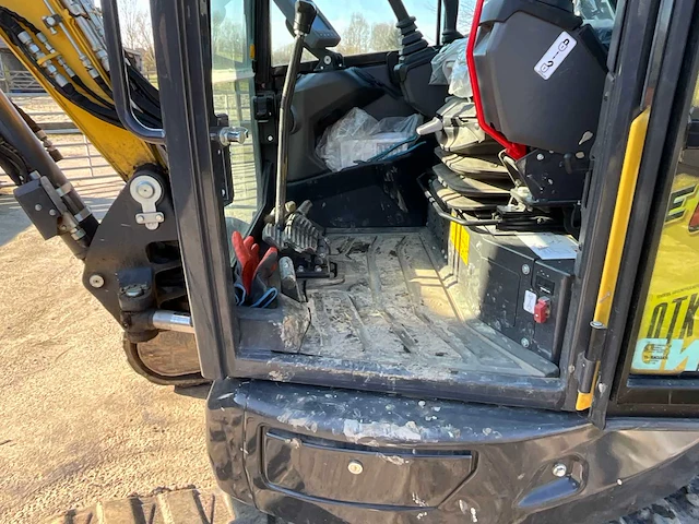 2023 new holland e 60 d rupsgraafmachines *384,5 draaiuren* - afbeelding 19 van  52