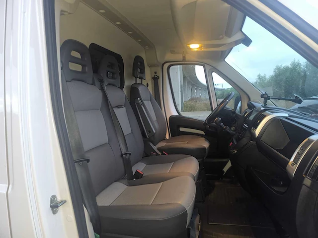 2023 peugeot boxer – 2.2 bluehdi (103 kw) trekhaak garantie! - afbeelding 17 van  33