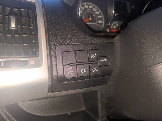 2023 peugeot boxer – 2.2 bluehdi (103 kw) trekhaak garantie! - afbeelding 22 van  33