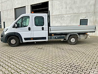 2023 peugeot boxer laadbak - 40000km - 7 pers. - trekhaak - afbeelding 12 van  53