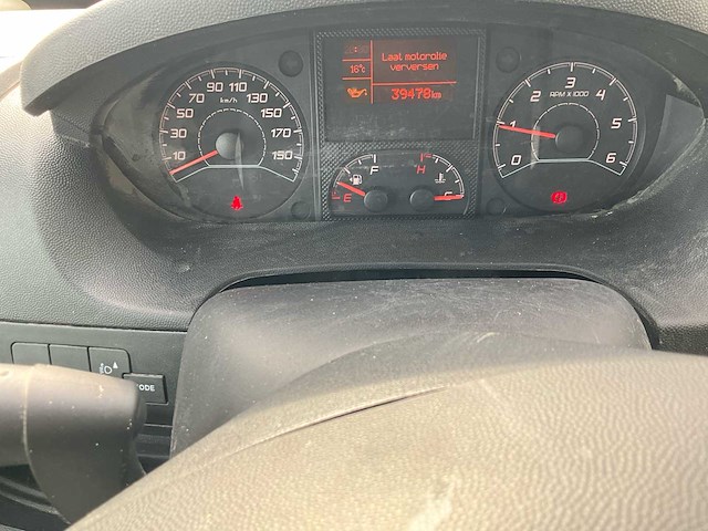 2023 peugeot boxer laadbak - 40000km - 7 pers. - trekhaak - afbeelding 24 van  53