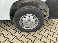 2023 peugeot boxer lichte vracht - 27000km - 3pers - trekhaak - afbeelding 2 van  53