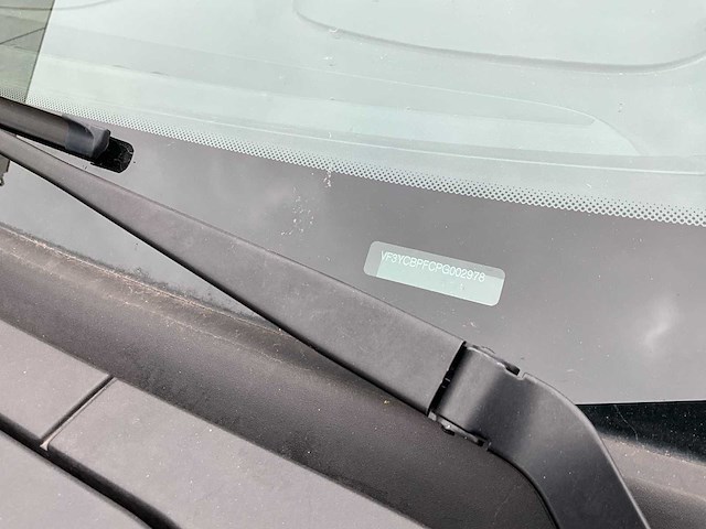 2023 peugeot boxer lichte vracht - 27000km - 3pers - trekhaak - afbeelding 17 van  53