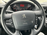 2023 peugeot boxer lichte vracht - 27000km - 3pers - trekhaak - afbeelding 24 van  53