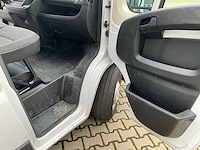 2023 peugeot boxer lichte vracht - 27000km - 3pers - trekhaak - afbeelding 30 van  53