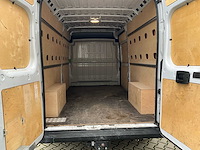 2023 peugeot boxer lichte vracht - 27000km - 3pers - trekhaak - afbeelding 32 van  53