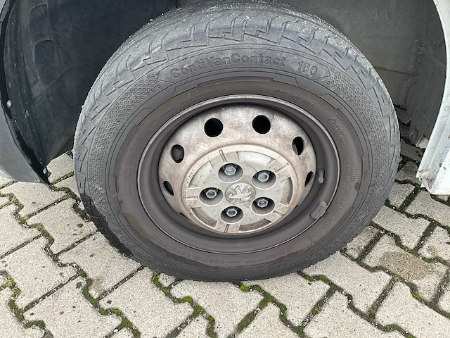 2023 peugeot boxer lichte vracht - 29000km - 3 pers. - trekhaak - afbeelding 3 van  55