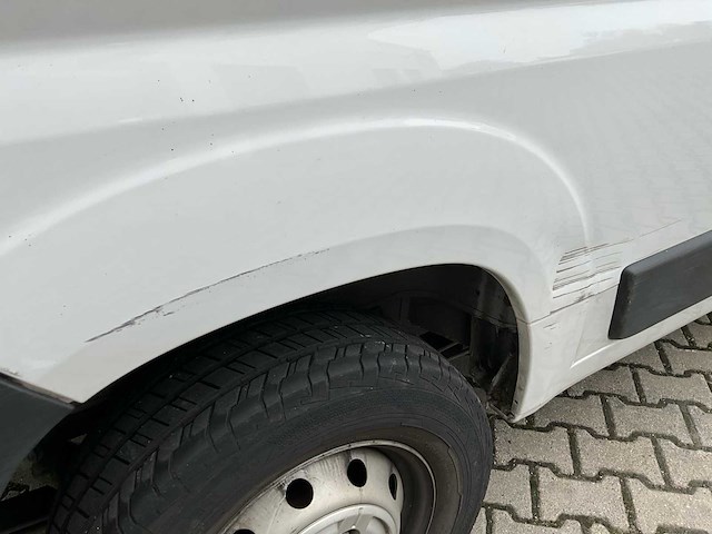 2023 peugeot boxer lichte vracht - 29000km - 3 pers. - trekhaak - afbeelding 15 van  55