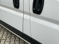 2023 peugeot boxer lichte vracht - 29000km - 3 pers. - trekhaak - afbeelding 17 van  55