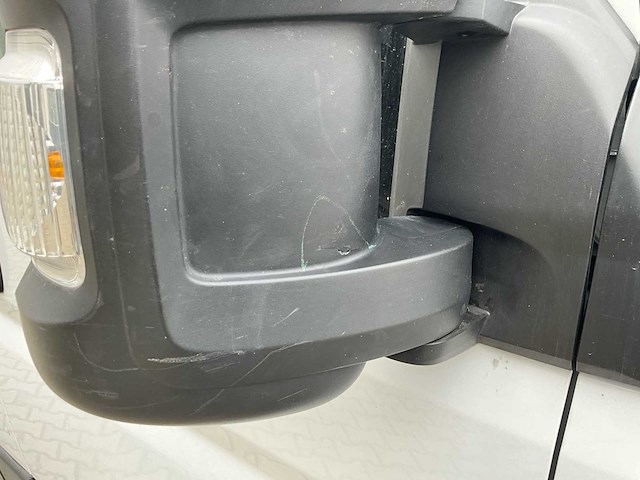 2023 peugeot boxer lichte vracht - 29000km - 3 pers. - trekhaak - afbeelding 18 van  55