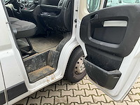 2023 peugeot boxer lichte vracht - 29000km - 3 pers. - trekhaak - afbeelding 24 van  55