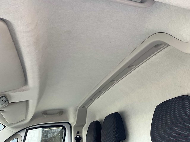 2023 peugeot boxer lichte vracht - 29000km - 3 pers. - trekhaak - afbeelding 42 van  55