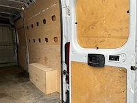 2023 peugeot boxer lichte vracht - 29000km - 3 pers. - trekhaak - afbeelding 48 van  55
