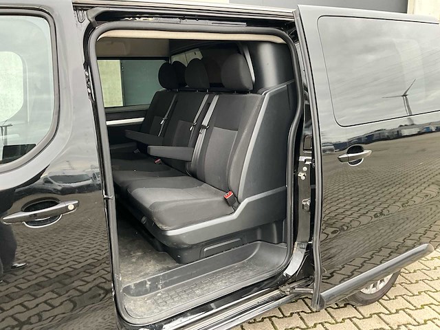 2023 peugeot expert lichte vracht - 46000km - 6 pers. - afbeelding 32 van  55