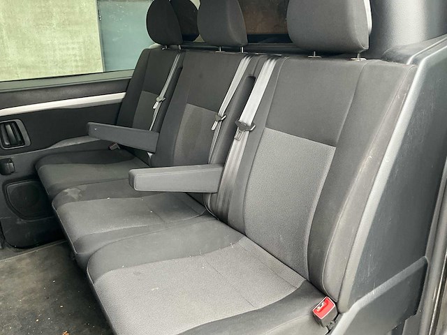 2023 peugeot expert lichte vracht - 46000km - 6 pers. - afbeelding 33 van  55