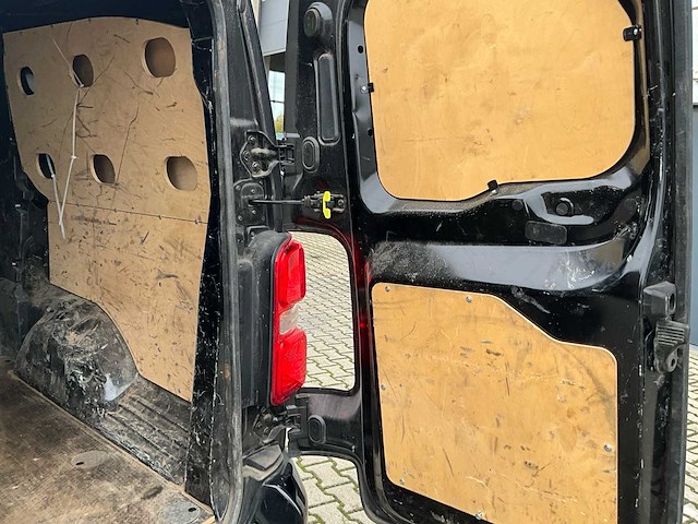 2023 peugeot expert lichte vracht - 46000km - 6 pers. - afbeelding 38 van  55