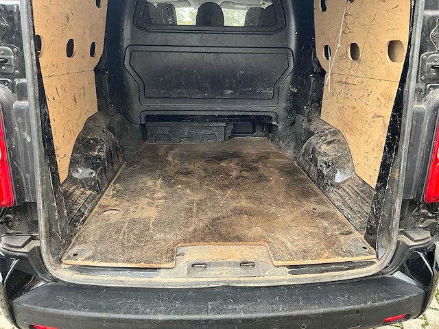 2023 peugeot expert lichte vracht - 46000km - 6 pers. - afbeelding 40 van  55