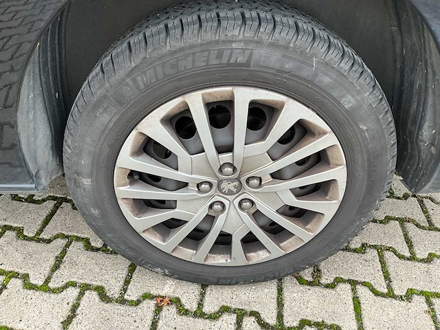 2023 peugeot expert lichte vracht - 55000km - 6pers. - afbeelding 2 van  57