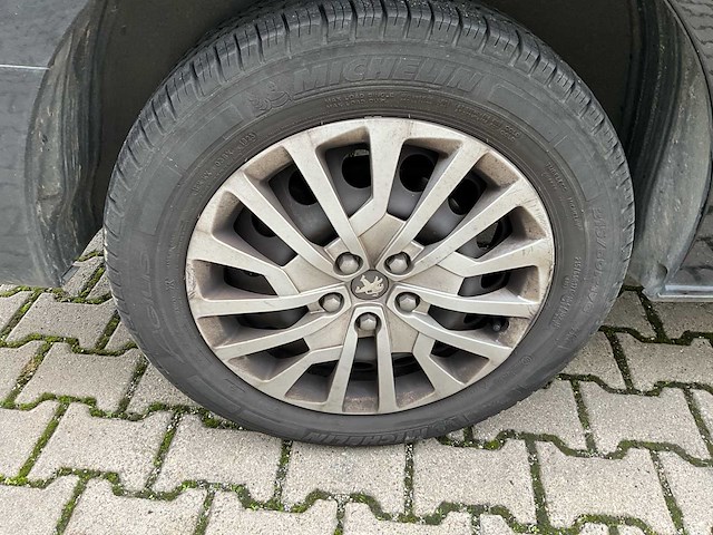 2023 peugeot expert lichte vracht - 55000km - 6pers. - afbeelding 3 van  57