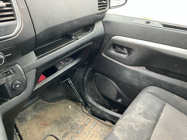 2023 peugeot expert lichte vracht - 55000km - 6pers. - afbeelding 28 van  57