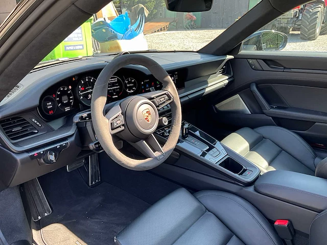 2023 porsche 911 carrera gts coupé personenauto's (verlaagd opgeld) - afbeelding 32 van  63