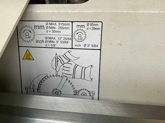 2023 scm minimax sc2c formaatcirkelzaagmachine - afbeelding 4 van  17