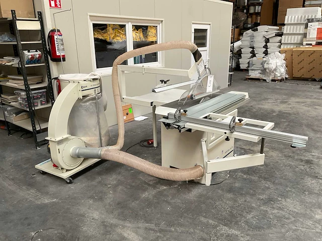 2023 scm minimax sc2c formaatcirkelzaagmachine - afbeelding 12 van  17