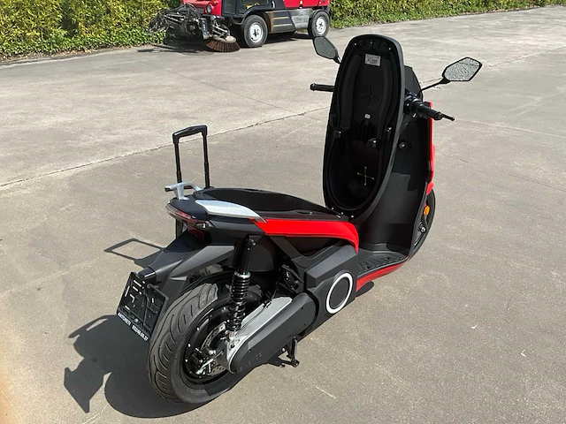 2023 silence s01 connected 125cc e-scooter - afbeelding 21 van  36