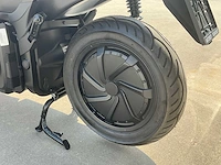 2023 silence s01 connected 125cc e-scooter - afbeelding 4 van  36