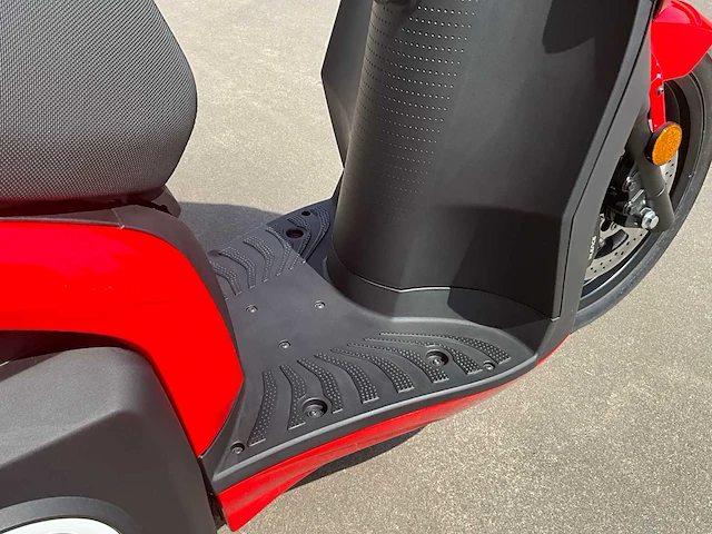 2023 silence s01 connected 125cc e-scooter - afbeelding 8 van  36