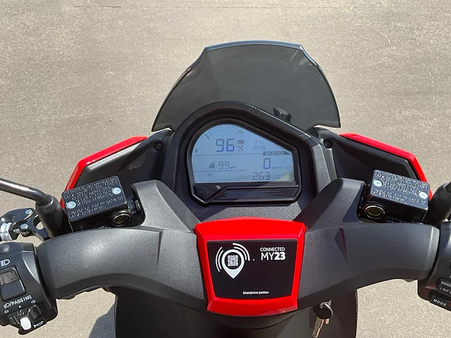 2023 silence s01 connected 125cc e-scooter - afbeelding 19 van  36