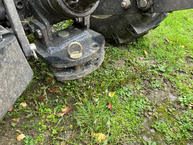 2023 solis t2a 4wd landbouwtractor - afbeelding 33 van  39