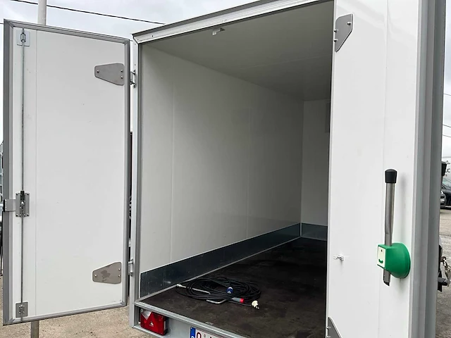2023 unsinn uzg3000 gekoelde aanhangwagen - afbeelding 4 van  18