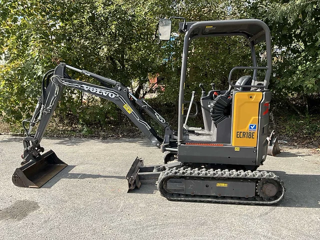 2023 volvo ecr18e - canopy minigraafmachine - afbeelding 22 van  28
