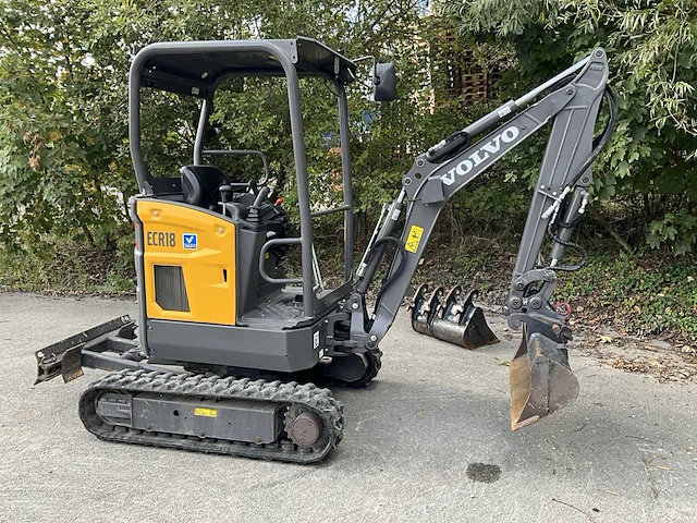 2023 volvo ecr18e - canopy minigraafmachine - afbeelding 24 van  28