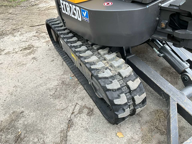 2023 volvo ecr25d minigraafmachine - afbeelding 4 van  37