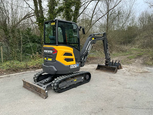 2023 volvo ecr25d minigraafmachine - afbeelding 36 van  37