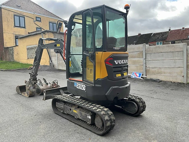 2023 volvo ecr25dfl minigraafmachine - afbeelding 26 van  28