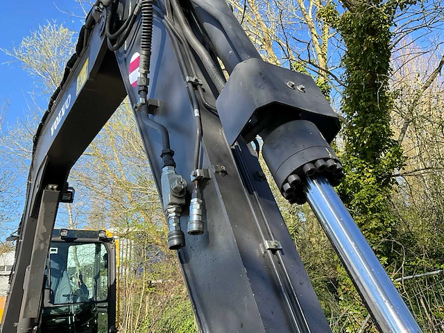 2023 volvo ecr88d pro - compact graafmachine - afbeelding 20 van  40