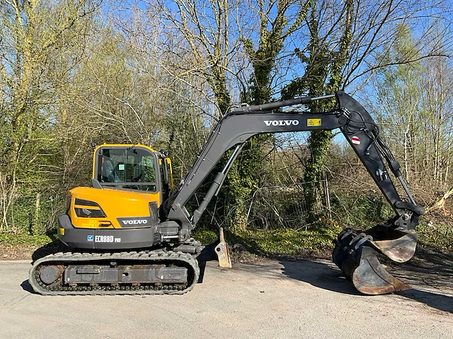 2023 volvo ecr88d pro - compact graafmachine - afbeelding 2 van  40