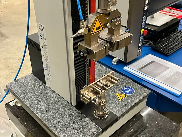 2023 zwick/roell retroline 2.5 kn zwicki materiaaltester - afbeelding 3 van  9