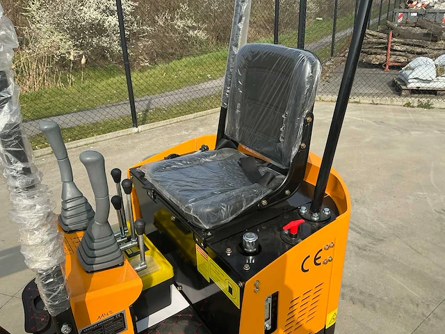2024 - hightop ht10 - nieuwe rupsgraafmachine - afbeelding 4 van  16